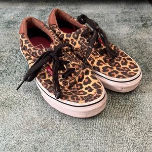 Leopard print VANS